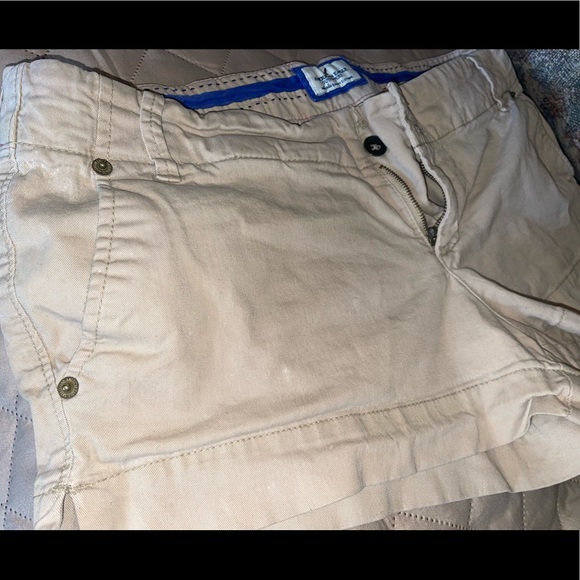 Favorite style womens American Eagle shorts size 10 - Picture 4 of 10